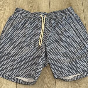 Faherty Swim Trunks Mens XL Blue White Geo Pattern Boardshort Summer Preppy